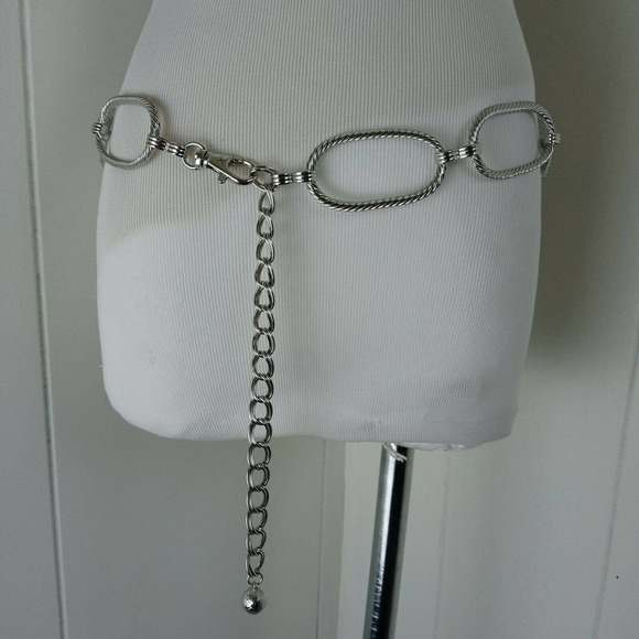 Silver Tone Oval metal Chain Belt One Size - Picture 4 of 5